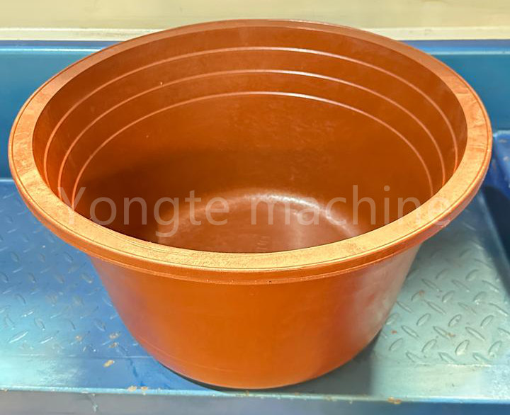 Опремата за рециклирање пластика Јонгте доставува до клиентот во Африка