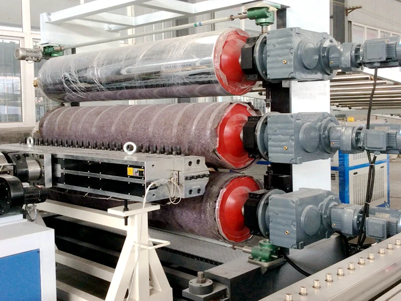 Машина за правење ПВЦ плочи